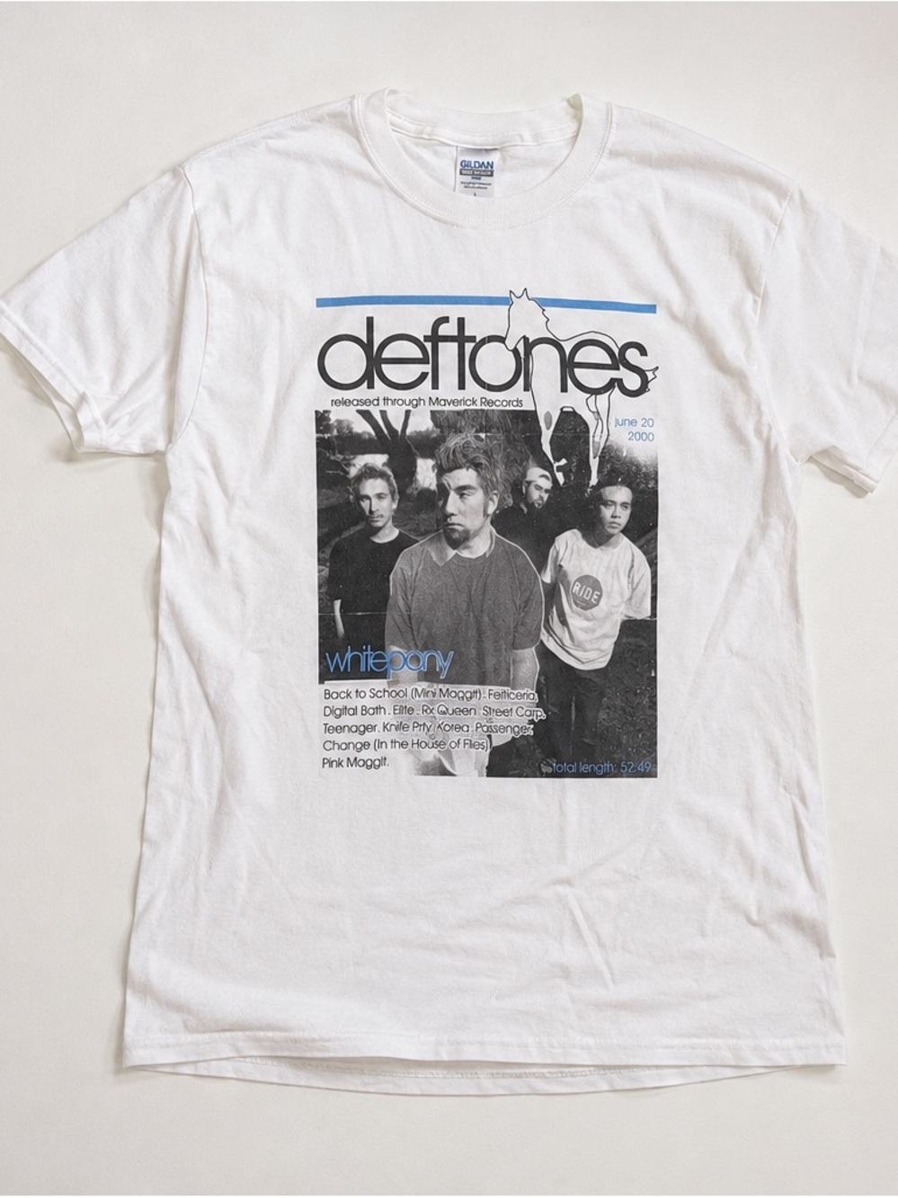 Gildan White Deftones White Pony Band Graphic Tee